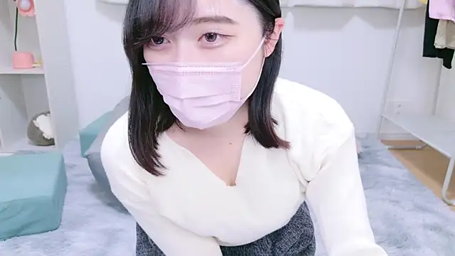 Snapshot of Yurie_ chatting on December 28, 2024, 7:11 am Yurie online show from December 28, 2024, 7:11 am