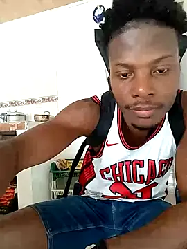 Snapshot of DalianHR33 chatting on December 19, 2025, 1:34 am DalianHR33 online show from December 19, 2025, 1:34 am