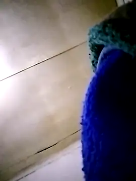 zipeqengeshe21 online show from September 16, 2025, 3:18 am