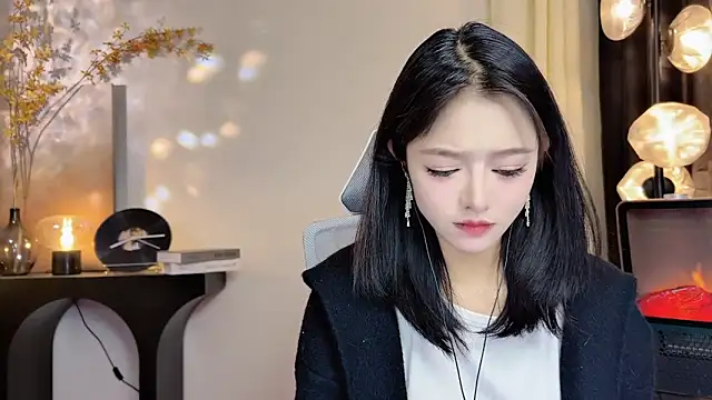 Snapshot of xiaodaibabyy chatting on February 7, 2025, 1:11 pm xiaodaibabyy online show from February 7, 2025, 1:11 pm