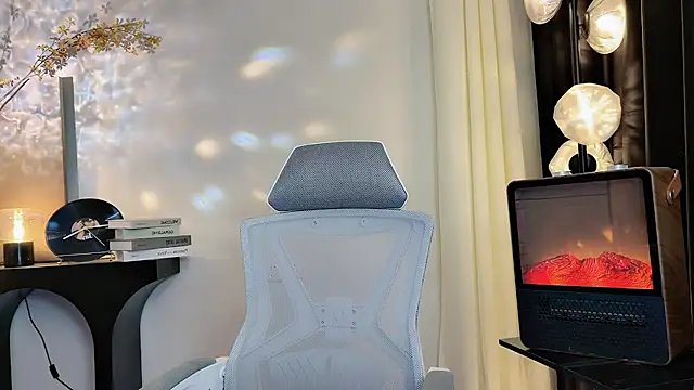 Snapshot of xiaodaibabyy chatting on February 20, 2025, 1:19 pm xiaodaibabyy online show from February 20, 2025, 1:19 pm