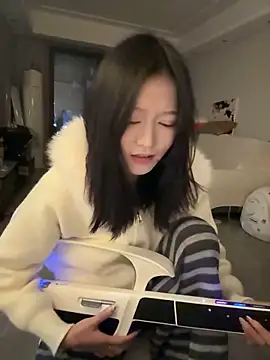 Snapshot of xiaodaibabyy chatting on February 21, 2025, 1:55 pm xiaodaibabyy online show from February 21, 2025, 1:55 pm