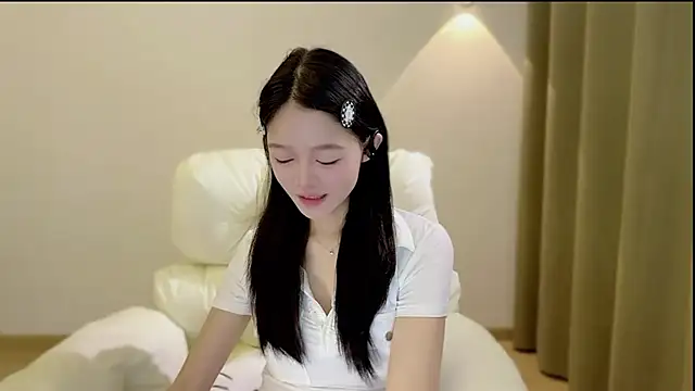 Snapshot of xiaodaibabyy chatting on October 30, 2025, 6:37 am xiaodaibabyy online show from October 30, 2025, 6:37 am