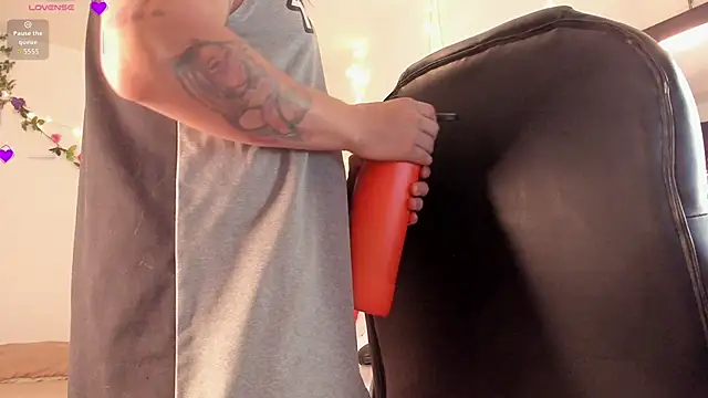 Carlasxdreams online show from November 2, 2025, 1:41 am