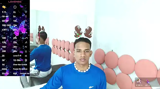 AbrahanBratz online show from December 18, 2024, 6:57 pm