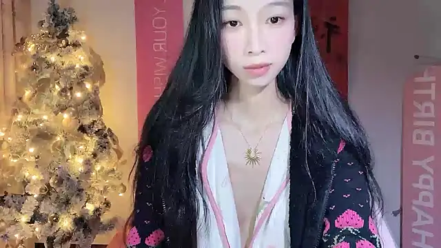 Lili-2 online show from December 31, 2024, 2:47 pm