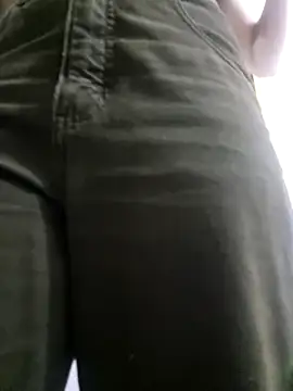 Snapshot of Dear_Morgan chatting on February 5, 2025, 12:42 am Dear Morgan online show from February 5, 2025, 12:42 am