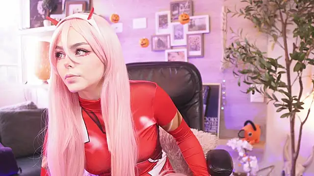 Snapshot of Dear_Morgan chatting on October 29, 2025, 9:38 pm Dear Morgan online show from October 29, 2025, 9:38 pm