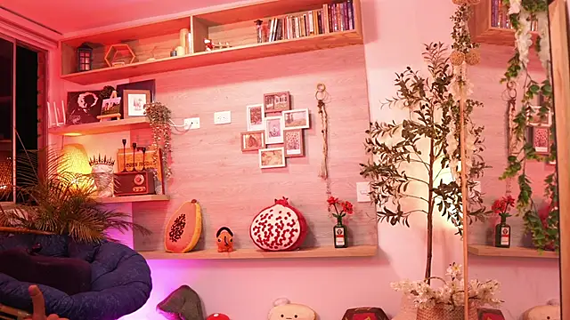 Snapshot of Dear_Morgan chatting on November 26, 2025, 12:11 am Dear Morgan online show from November 26, 2025, 12:11 am