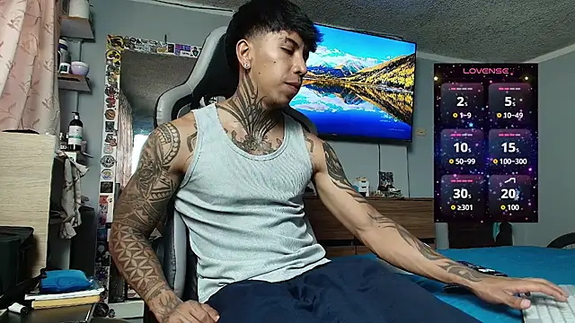 Snapshot of Nickhot0609 chatting on February 13, 2026, 9:44 pm Nickhot0609 online show from February 13, 2026, 9:44 pm