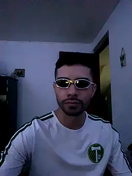 Snapshot of Jestebanano chatting on November 8, 2025, 11:36 pm Jestebanano online show from November 8, 2025, 11:36 pm