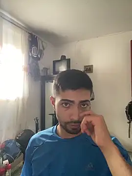 Snapshot of Jestebanano chatting on November 19, 2025, 3:56 pm Jestebanano online show from November 19, 2025, 3:56 pm