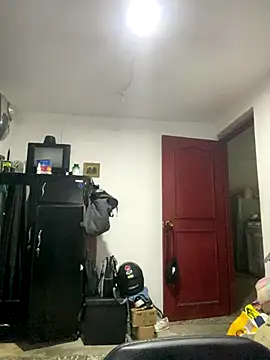 Jestebanano online show from December 23, 2025, 6:44 am