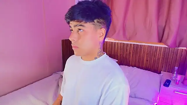 Snapshot of kiing_azahell chatting on January 9, 2026, 7:59 pm kiing azahell online show from January 9, 2026, 7:59 pm