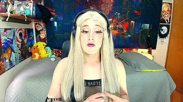 HakuRukushka online show from November 24, 2025, 8:30 pm