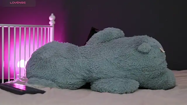 MissLilaa online show from January 24, 2025, 12:20 pm