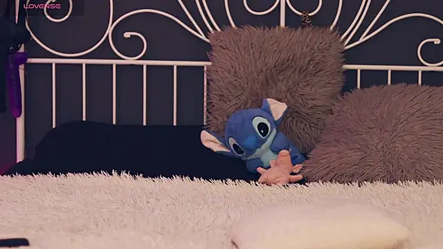 MissLilaa online show from November 25, 2025, 4:18 pm