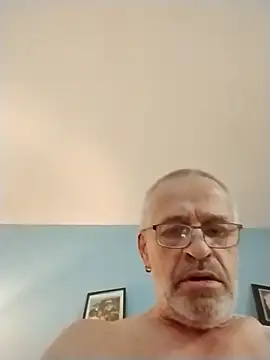 Snapshot of geilerschwanz64 chatting on December 1, 2025, 9:03 am geilerschwanz64 online show from December 1, 2025, 9:03 am