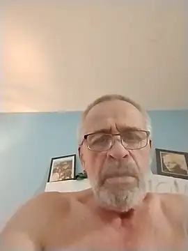 Snapshot of geilerschwanz64 chatting on December 19, 2025, 3:52 pm geilerschwanz64 online show from December 19, 2025, 3:52 pm