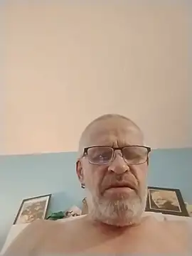 Snapshot of geilerschwanz64 chatting on May 17, 2026, 4:14 pm geilerschwanz64 online show from May 17, 2026, 4:14 pm