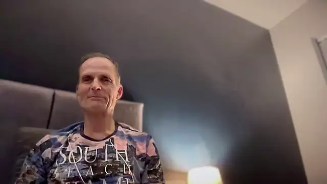 Snapshot of TowaFreespirit chatting on January 23, 2025, 11:47 pm TowaFreespirit online show from January 23, 2025, 11:47 pm