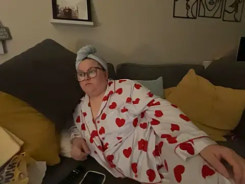 Snapshot of Tallulah-mae-xoxox chatting on January 21, 2025, 5:20 pm Tallulah-mae-xoxox online show from January 21, 2025, 5:20 pm