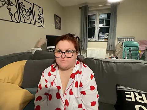 Snapshot of Tallulah-mae-xoxox chatting on January 30, 2025, 6:43 pm Tallulah-mae-xoxox online show from January 30, 2025, 6:43 pm