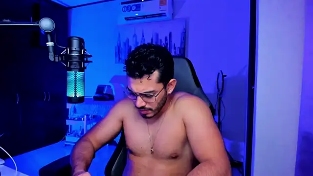 BrunoD31 online show from November 2, 2025, 4:04 am