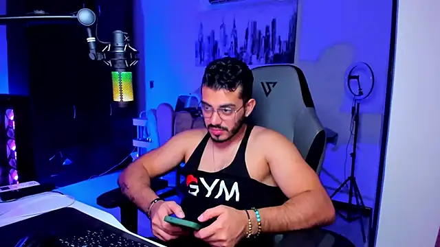 Snapshot of BrunoD31 chatting on December 19, 2025, 4:41 am BrunoD31 online show from December 19, 2025, 4:41 am