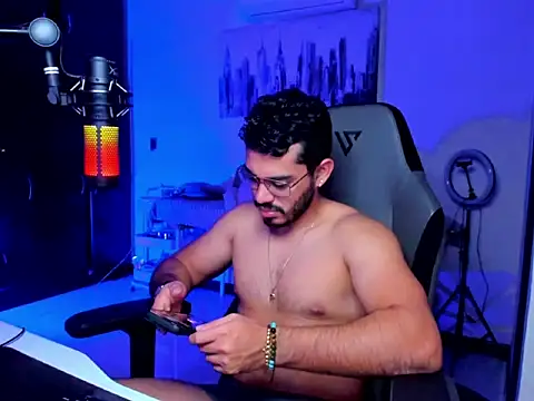 Snapshot of BrunoD31 chatting on February 8, 2026, 5:22 am BrunoD31 online show from February 8, 2026, 5:22 am