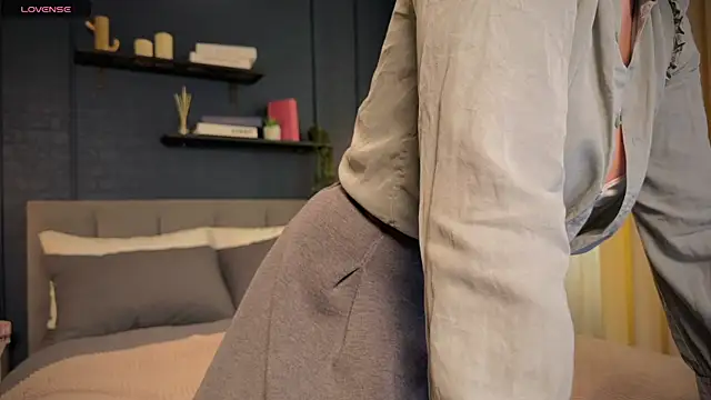 Lella Ryann  online show from March 15, 2025, 7:59 pm