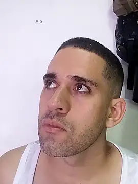 CRISTHIAN GREY01 online show from February 15, 2025, 5:51 am