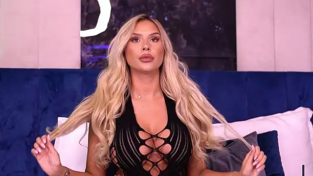 Snapshot of SelenaFrost chatting on December 10, 2024, 10:28 am SelenaFrost online show from December 10, 2024, 10:28 am