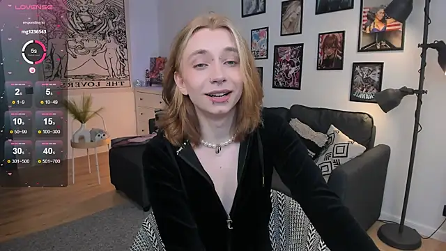 Snapshot of dani_murrr chatting on January 18, 2026, 8:34 pm dani murrr online show from January 18, 2026, 8:34 pm