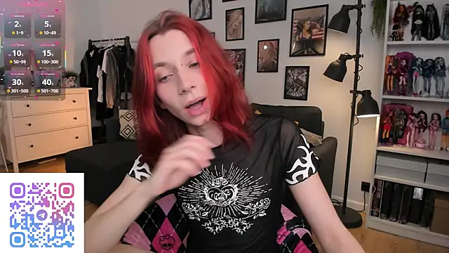 Snapshot of dani_murrr chatting on April 12, 2026, 8:25 pm dani murrr online show from April 12, 2026, 8:25 pm