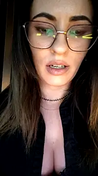 Snapshot of saidaskye chatting on March 7, 2025, 9:27 pm saidaskye online show from March 7, 2025, 9:27 pm