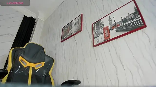 TOWERS21  online show from December 10, 2024, 2:05 am