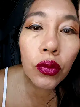 Snapshot of anniecoopeer chatting on January 31, 2025, 11:24 am anniecoopeer online show from January 31, 2025, 11:24 am