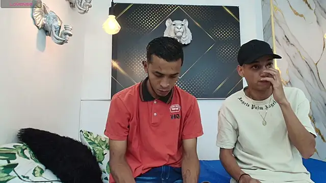 Snapshot of JordanAndAndrew chatting on October 15, 2025, 7:58 pm JordanAndAndrew online show from October 15, 2025, 7:58 pm