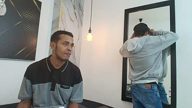 Snapshot of JordanAndAndrew chatting on November 3, 2025, 9:05 pm JordanAndAndrew online show from November 3, 2025, 9:05 pm