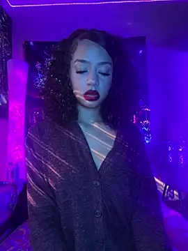 Snapshot of redbonejada chatting on January 31, 2026, 9:24 pm redbonejada online show from January 31, 2026, 9:24 pm