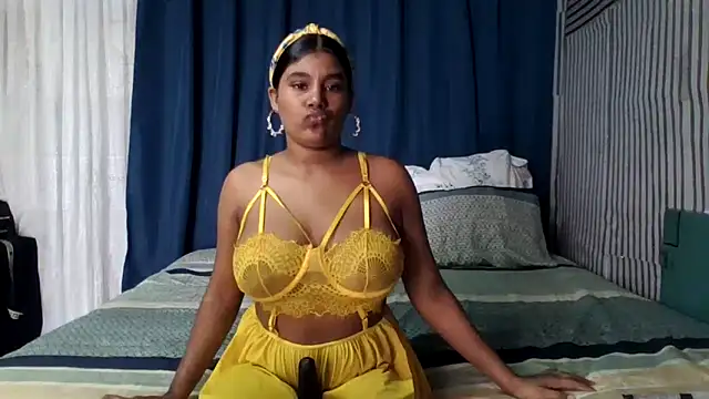 Lilmisskay18 online show from March 12, 2026, 10:32 am