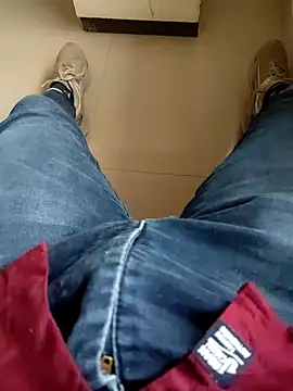 MrNick74 online show from December 18, 2025, 12:22 pm