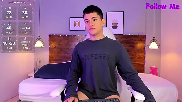 Snapshot of ander_deimond_ chatting on February 6, 2025, 1:21 pm ander deimond online show from February 6, 2025, 1:21 pm