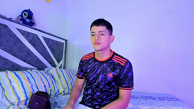 Snapshot of ander_deimond_ chatting on March 3, 2025, 5:29 pm ander deimond online show from March 3, 2025, 5:29 pm