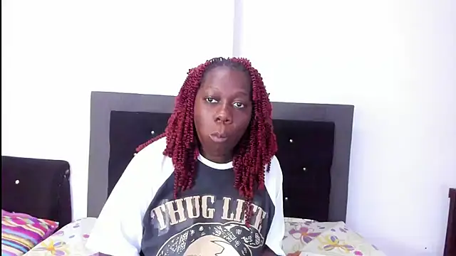 skaysanchez1 online show from February 17, 2025, 3:31 pm