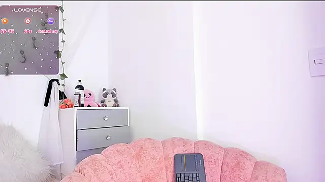 Sara Kurt online show from January 8, 2025, 12:58 pm