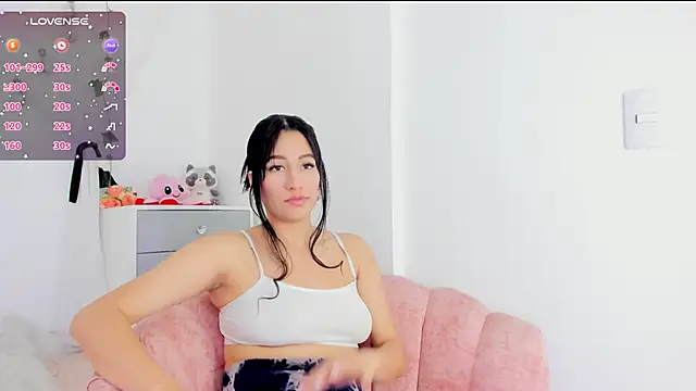 Sara Kurt online show from January 17, 2025, 2:07 pm