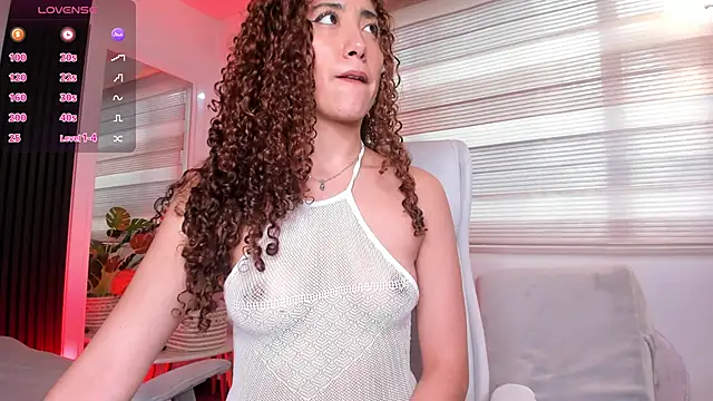 miss catalinaa online show from November 27, 2025, 12:07 pm