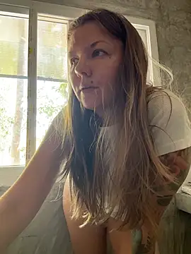 Snapshot of _private_person_ chatting on February 28, 2026, 8:37 am private person online show from February 28, 2026, 8:37 am